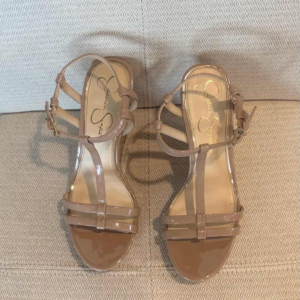 Jessica Simpson Tan Patent Wedges